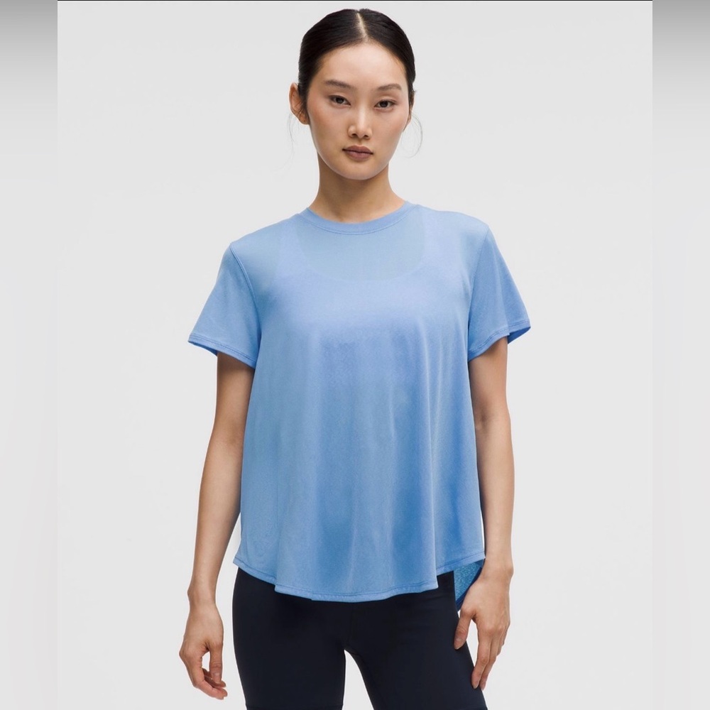 Lightweight Split-Back Training T-Shirt Washed De… - image 3